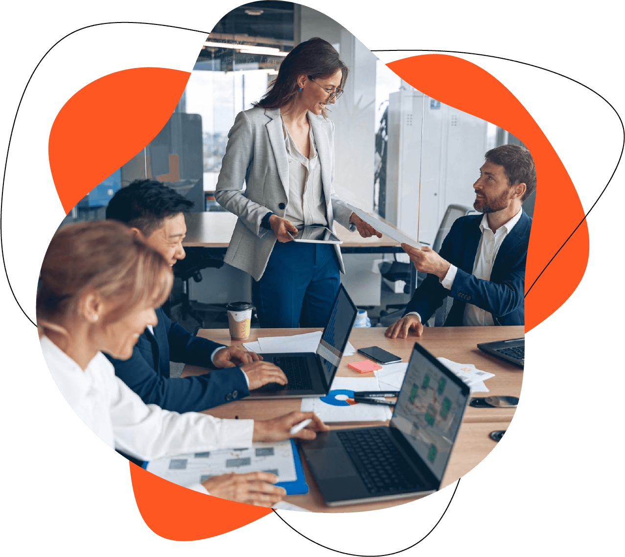 عکس تیم شرکت وب‌دنیا